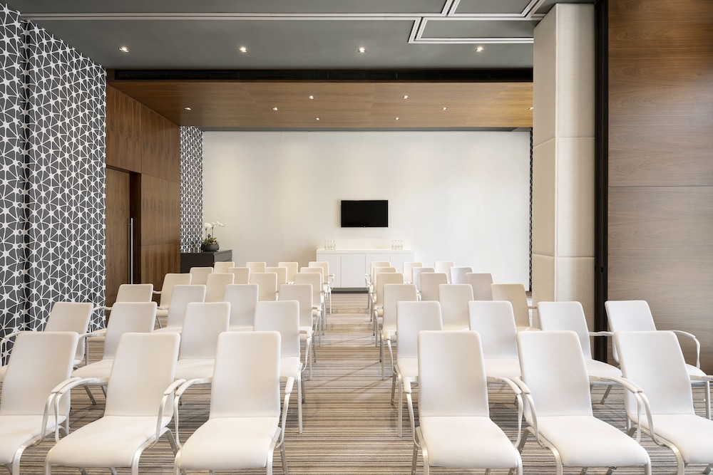 Hyatt Place Dubai Wasl District Residences 53/63