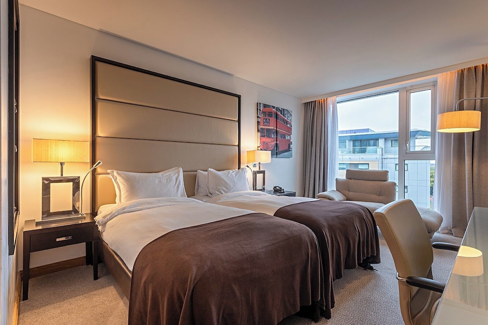 PREMIUM, TWIN BEDS