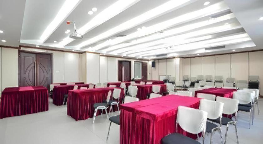 City Comfort Inn Enshi Jingang Baijia Plaza 38/44