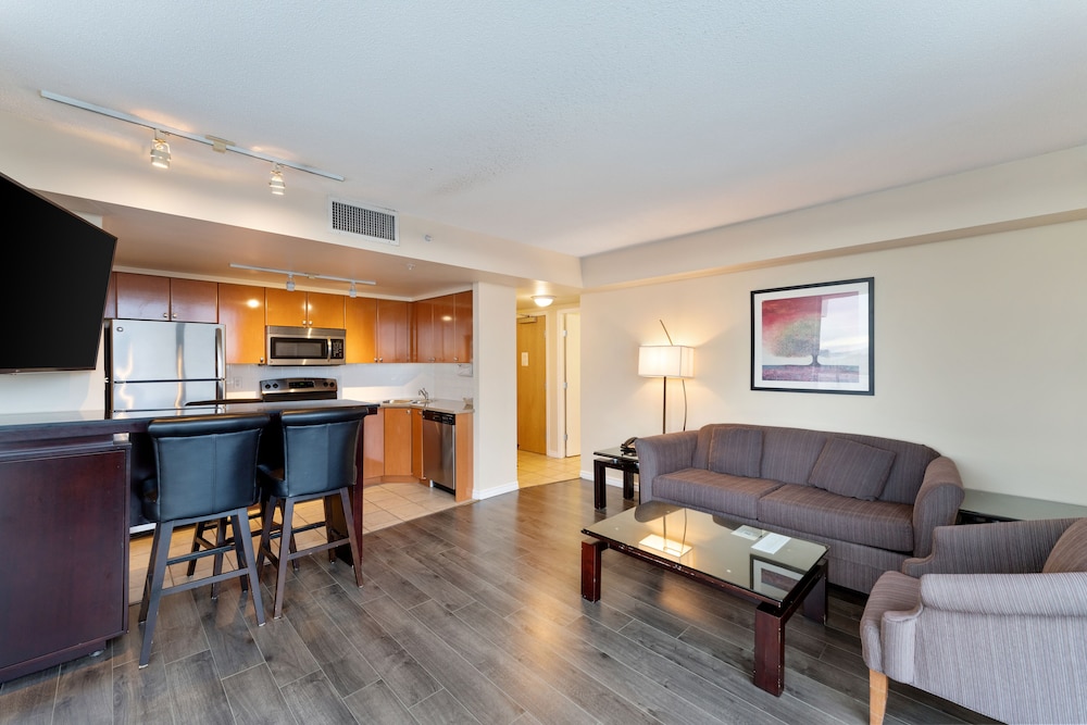 Executive Hotel Vancouver Airport 38/68