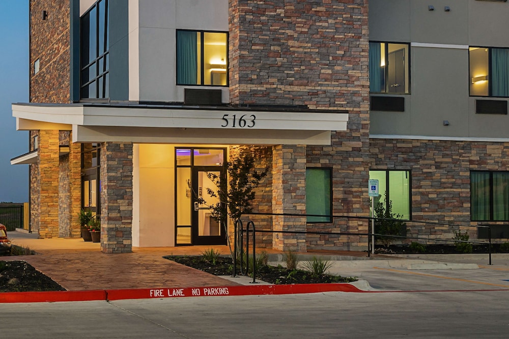 Studio6 Buda, TX in BUDA - TX