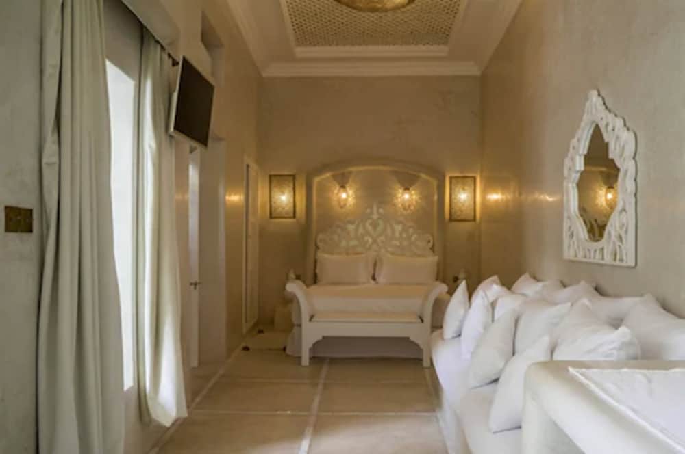 Palais Blanc Riad 29/55