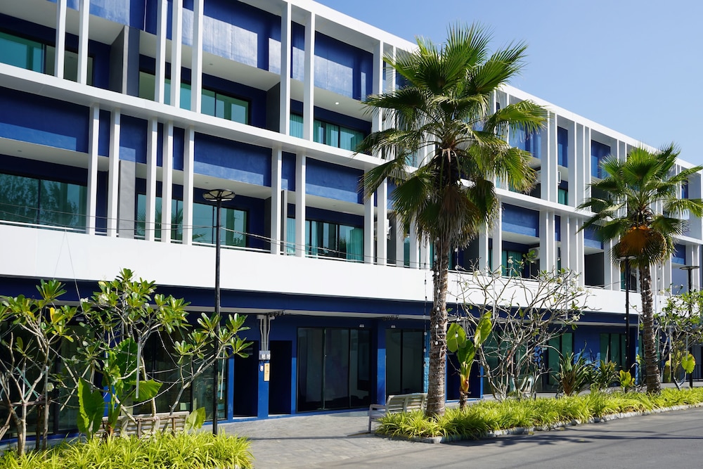 Seaside Naithon Phuket 6/54