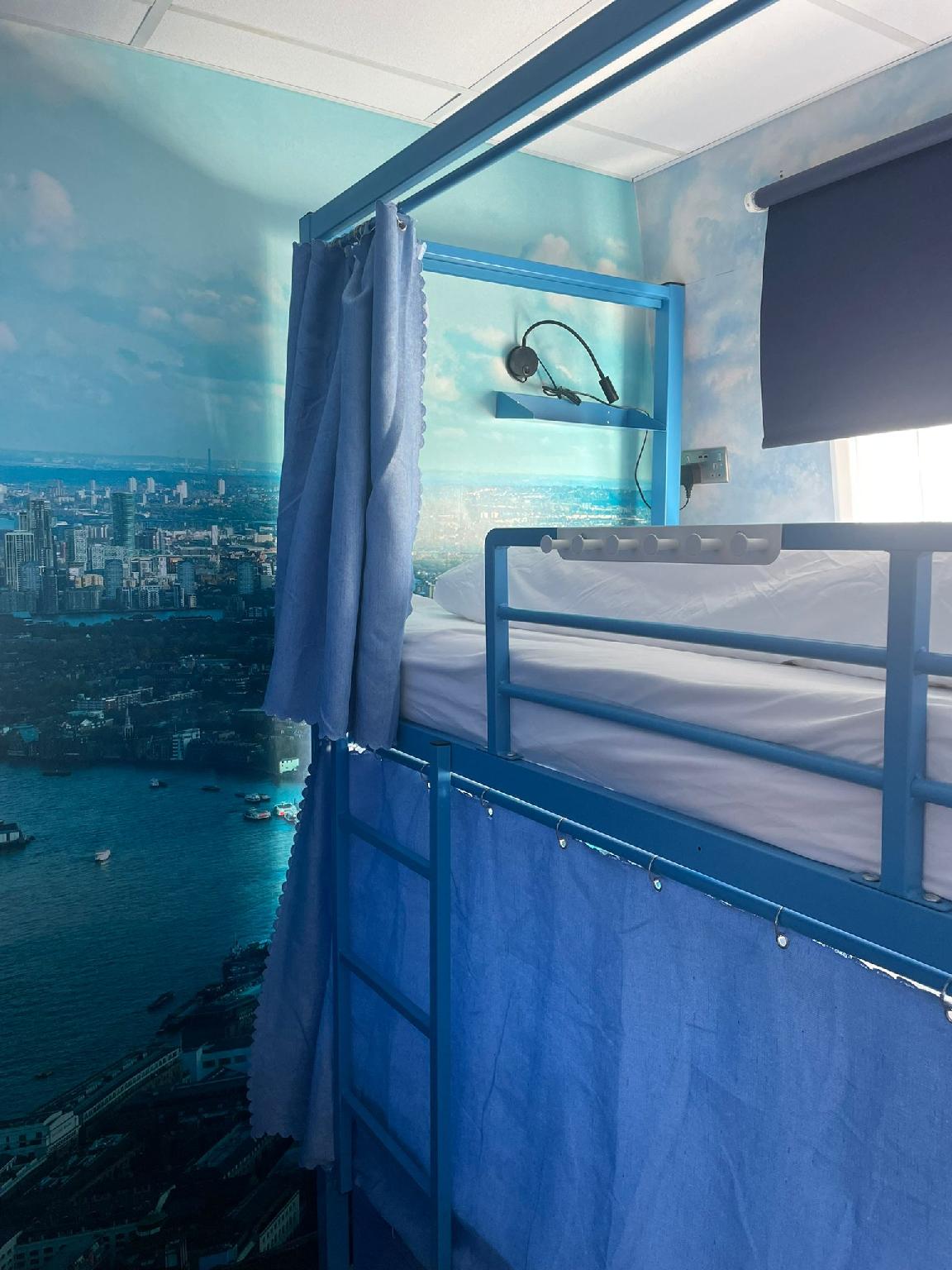 Hostelle - women only hostel London 9/26