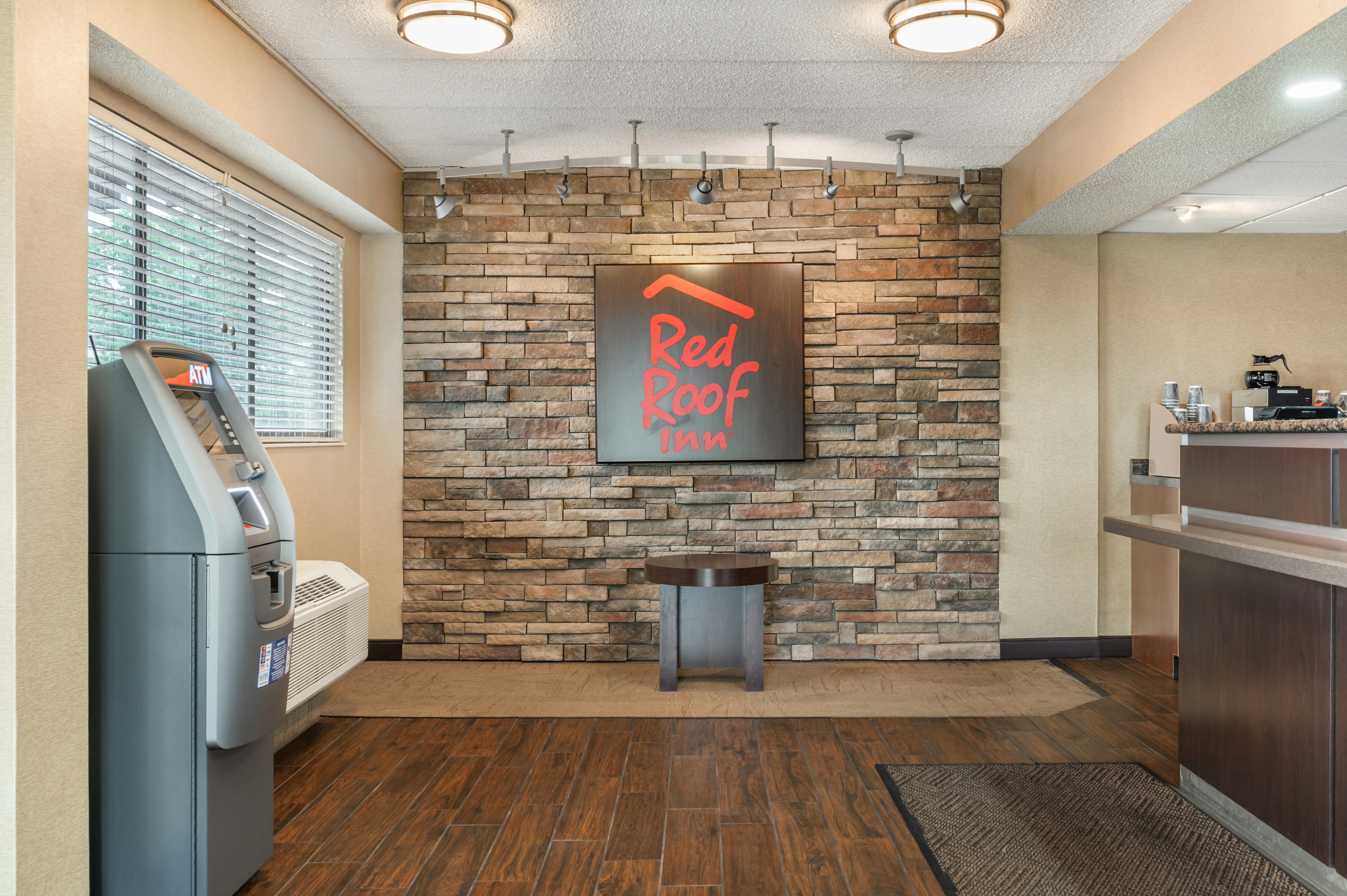 Red Roof Inn Virginia Beach 24/29