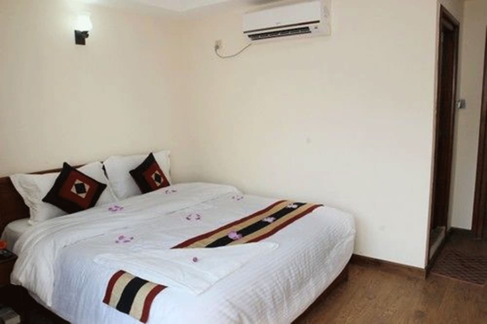 Hotel Everest Nepal 23/64