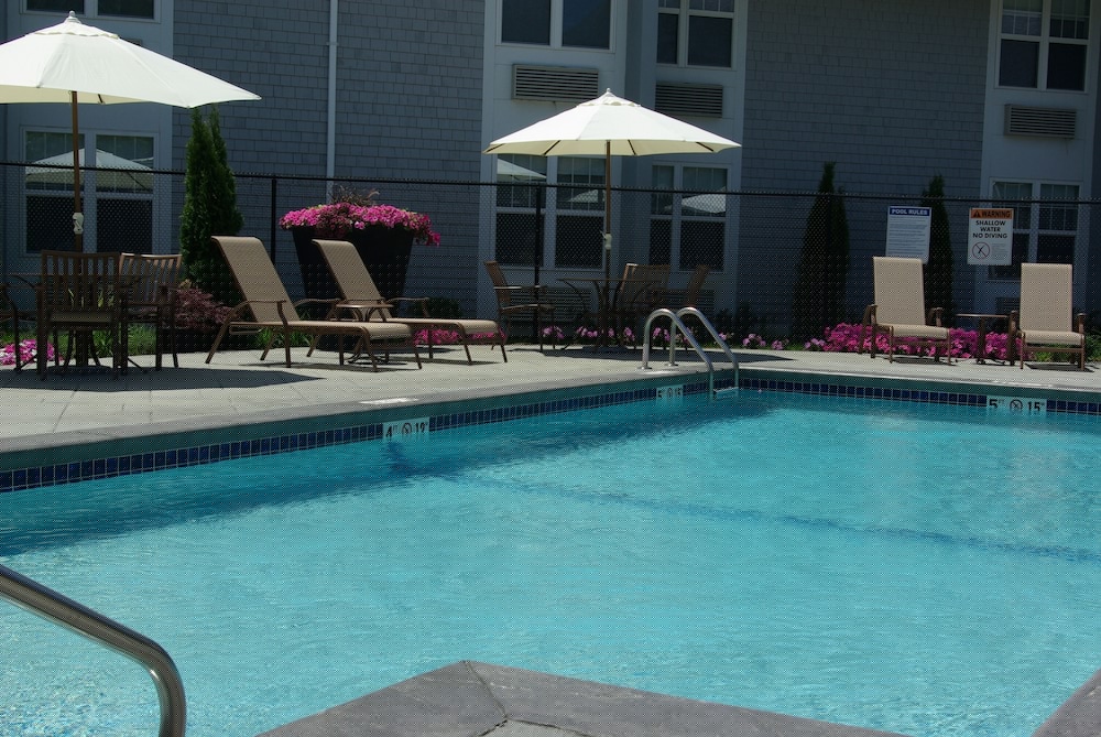 Holiday Inn Cape Cod - Hyannis 7/34