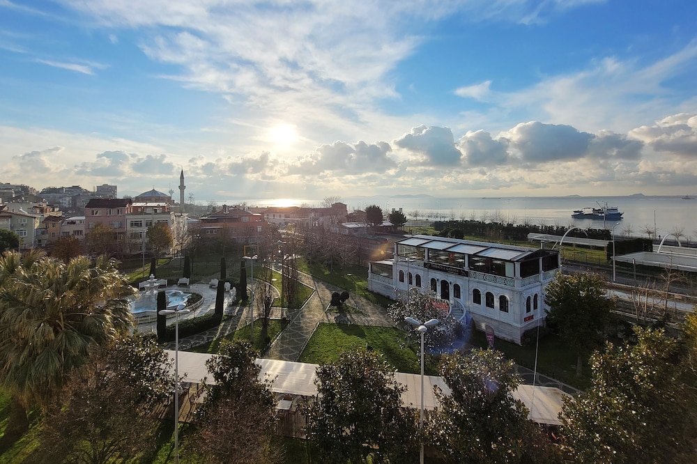 Saruhan Hotel 55/57