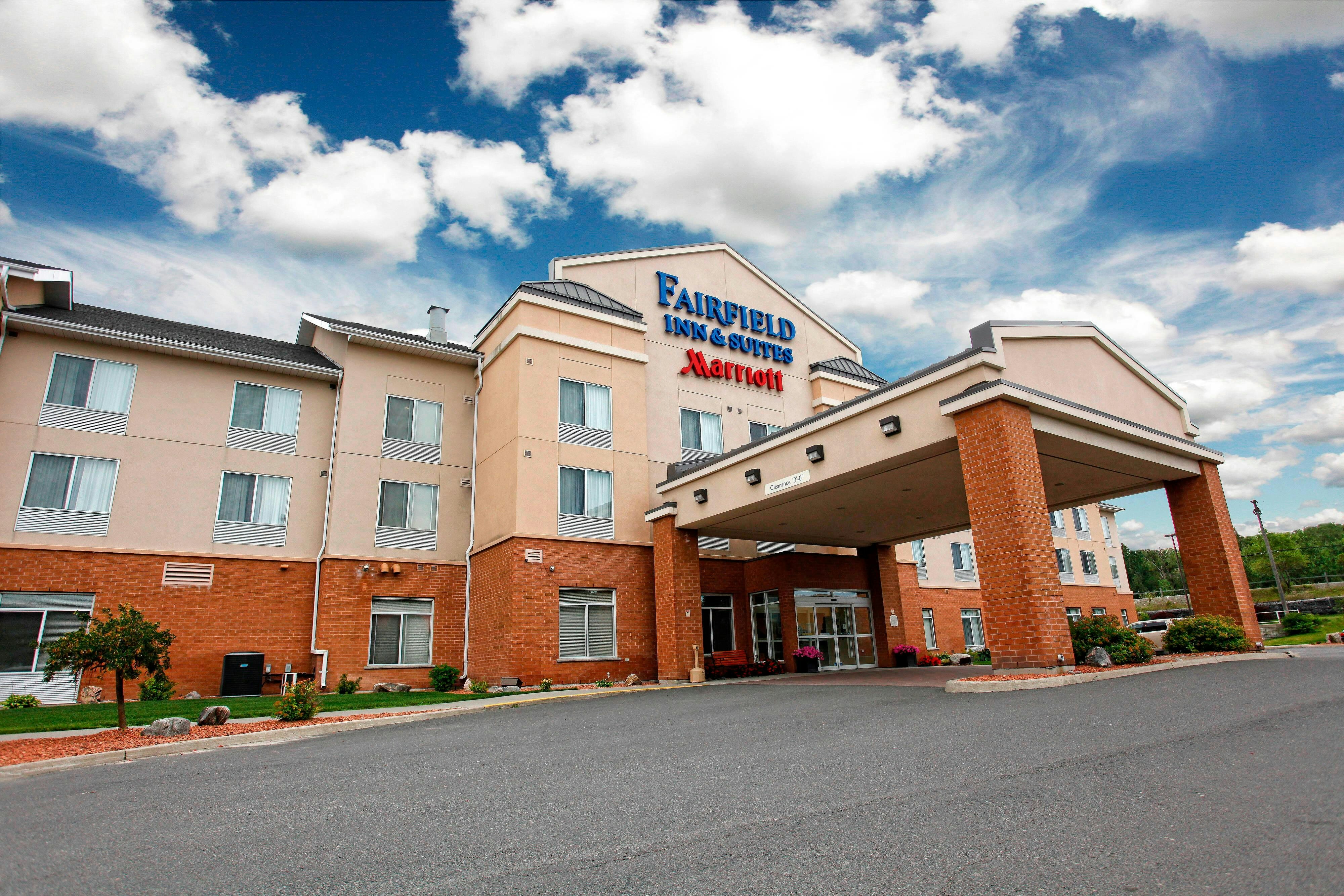 Fairfield Inn And Suites Sudbury 2/36