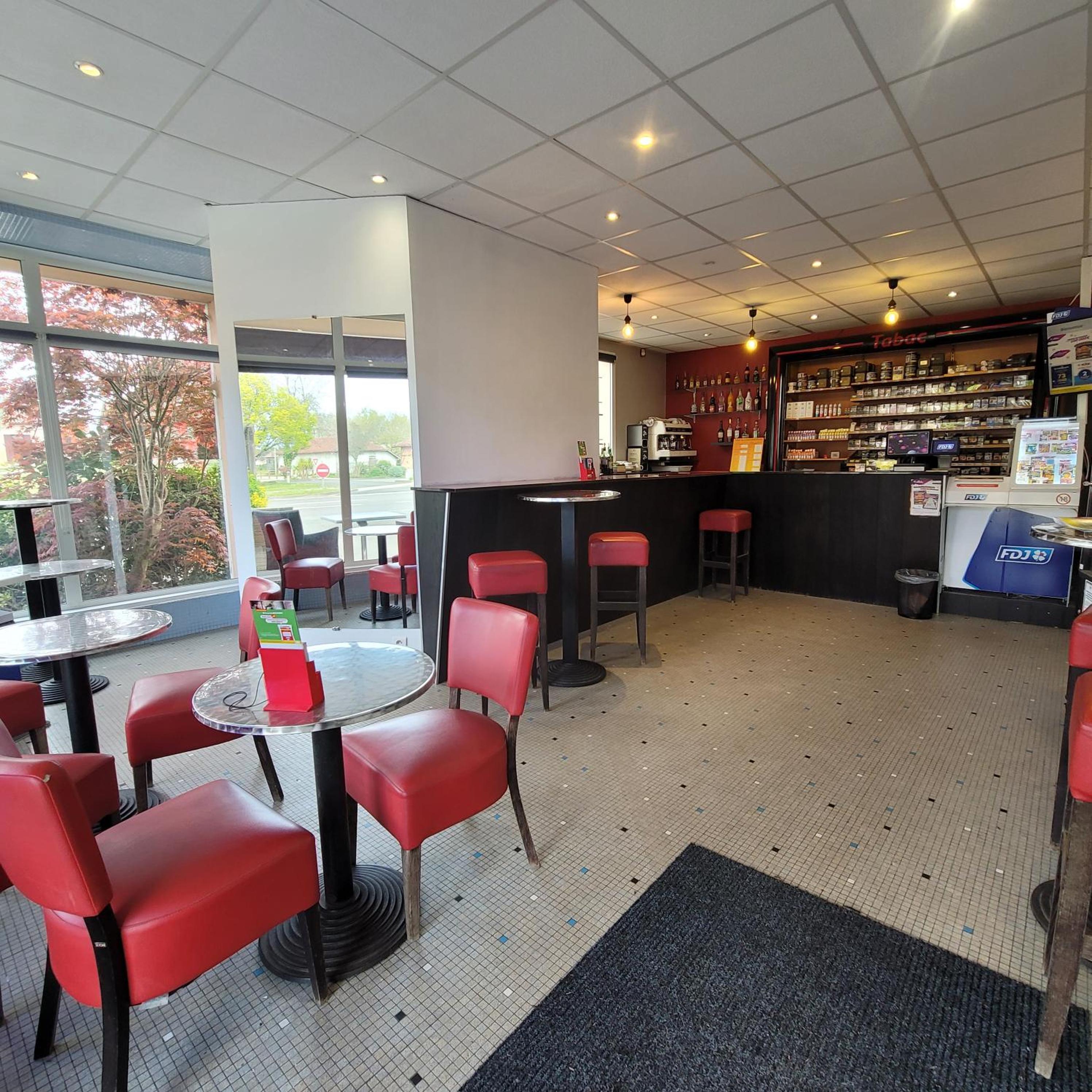 Hotel Bar Tabac Point Chaud L'Ecureuil 26/37