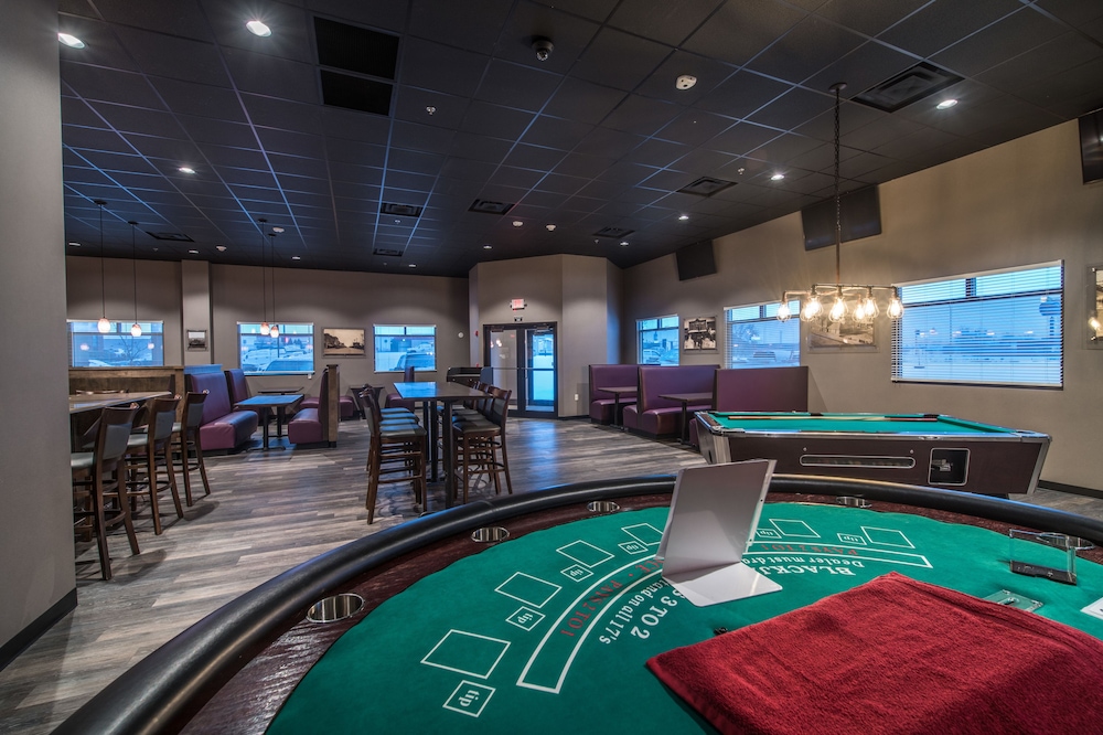 Astoria Hotel and Event Center 52/61
