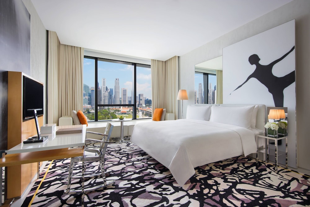 Premier, King Bed, Bay View