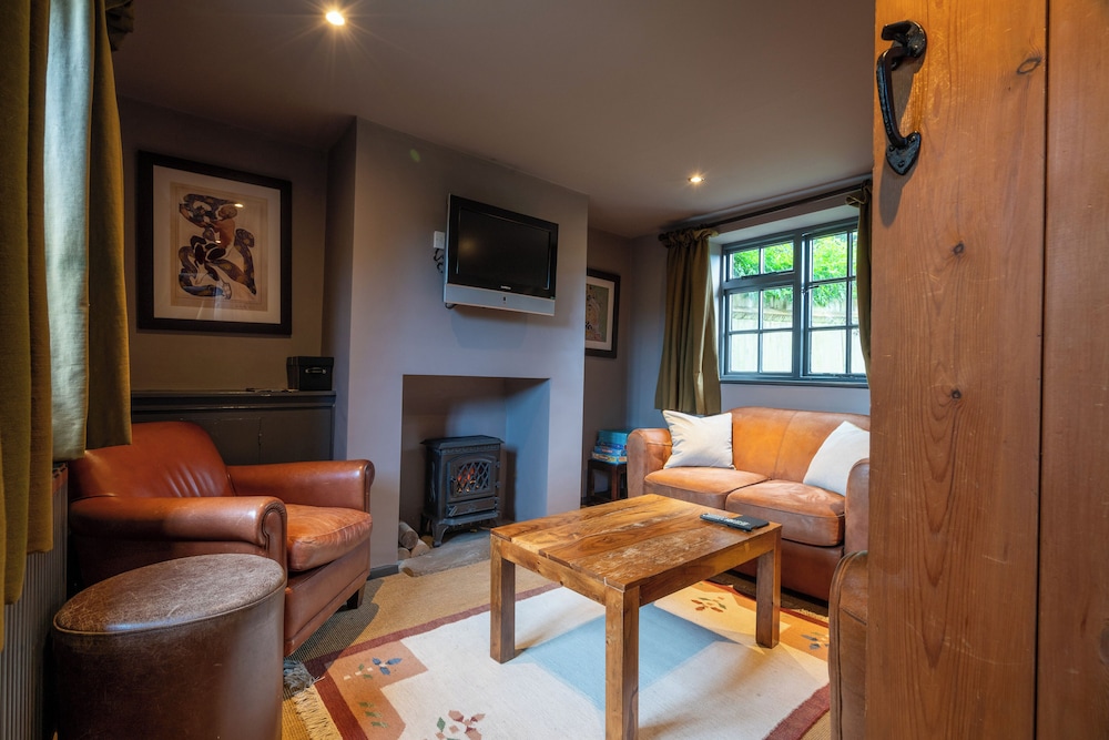 The Royal Oak Inn 27/50