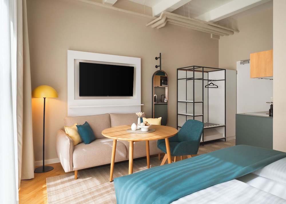 limehome Munich Fritz-Erler Str. 30/50