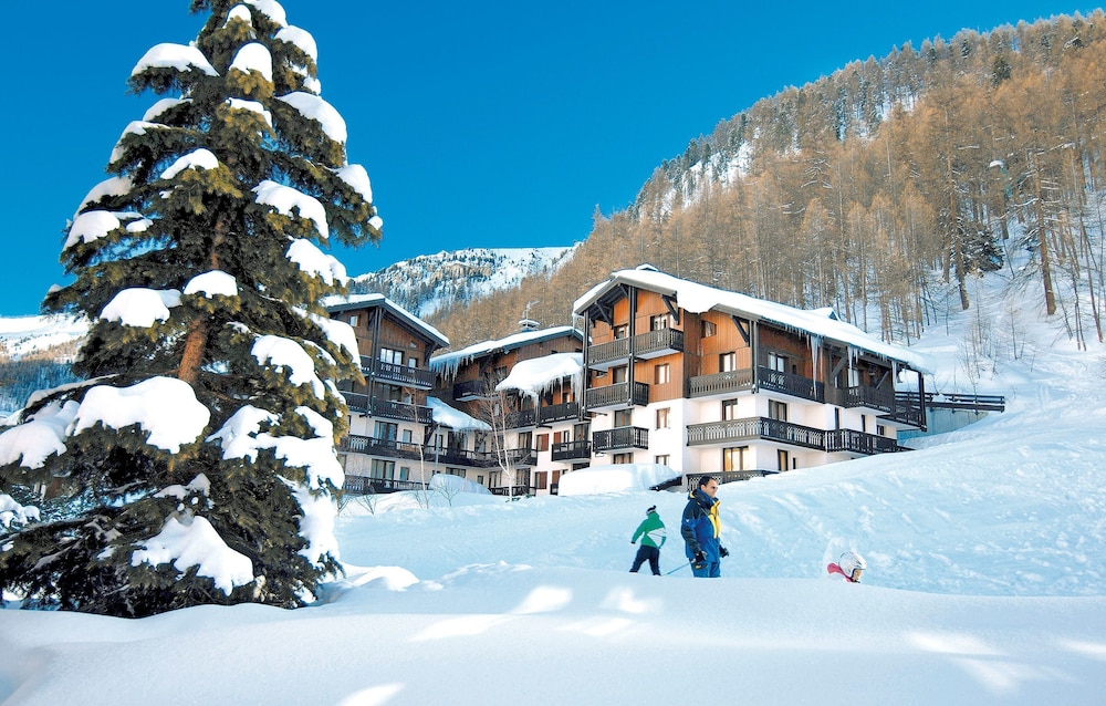 LES HAUTS DU ROGONEY 14/18