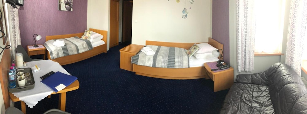 Hotel Bella 26/71