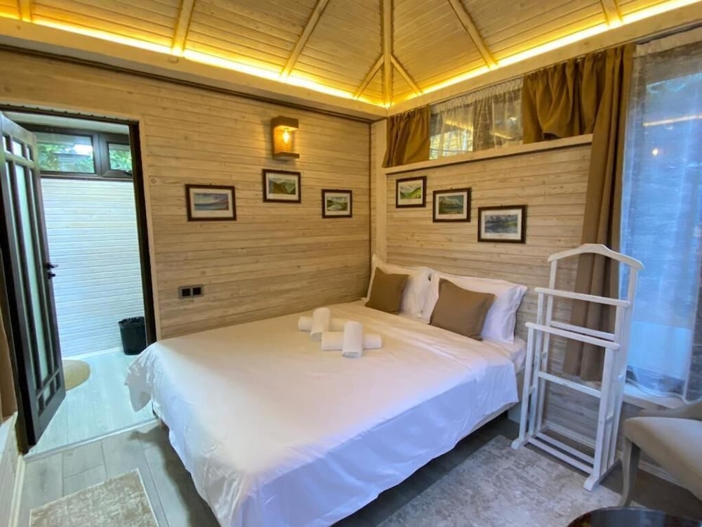 Hotel Kausar 13/37