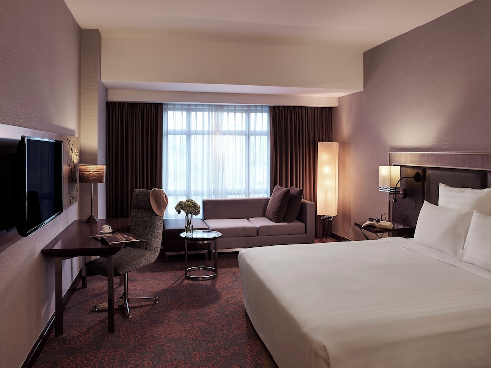 Pullman Hanoi Hotel 26/69