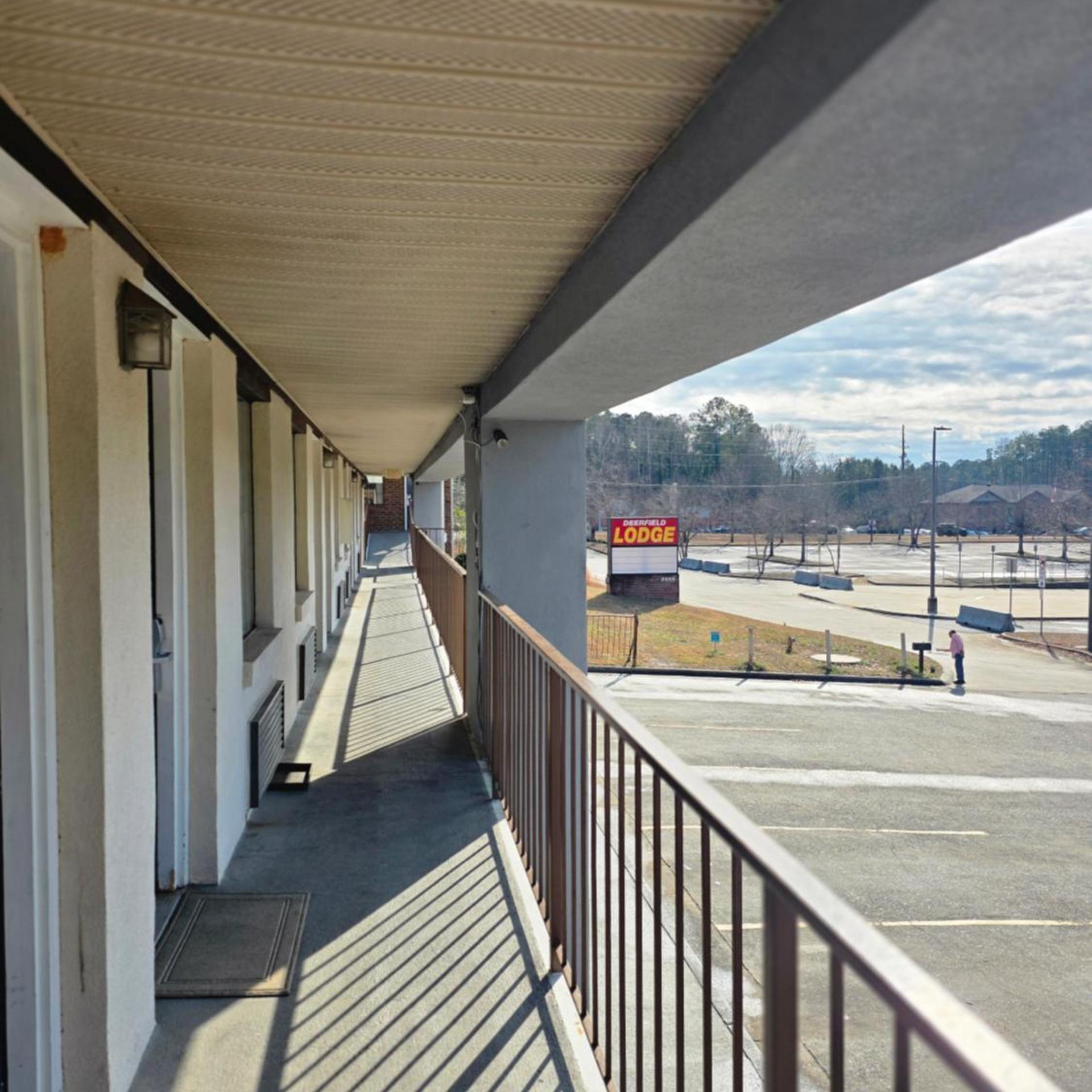 Hotel Deerfield Inn & Suites Acworth Atlanta 14/24