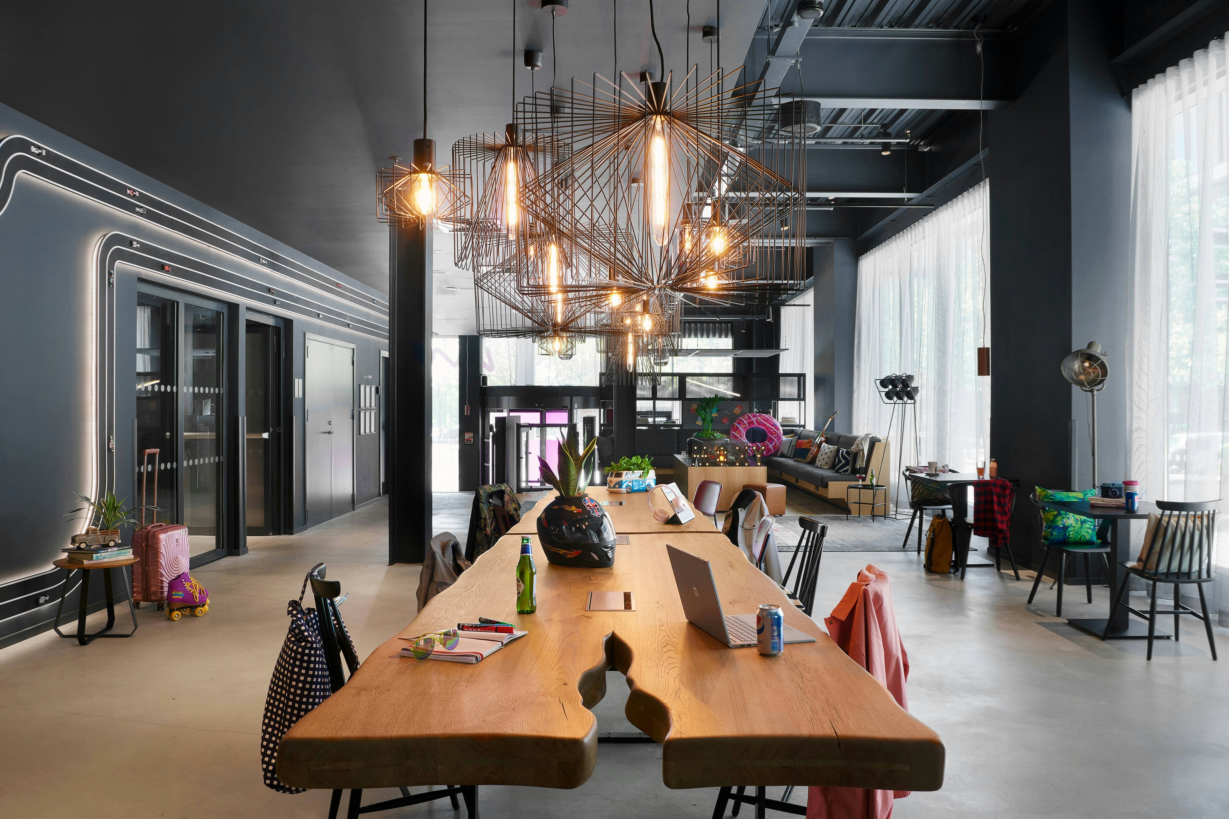 Moxy Milton Keynes 16/18