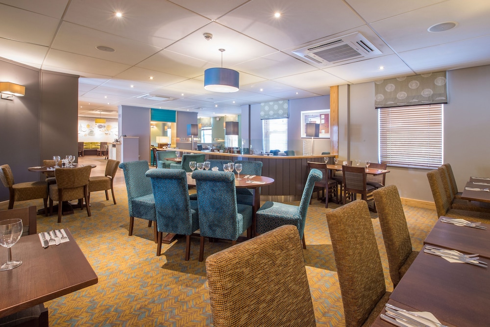 Premier Inn Stoke/Trentham Gardens 29/49