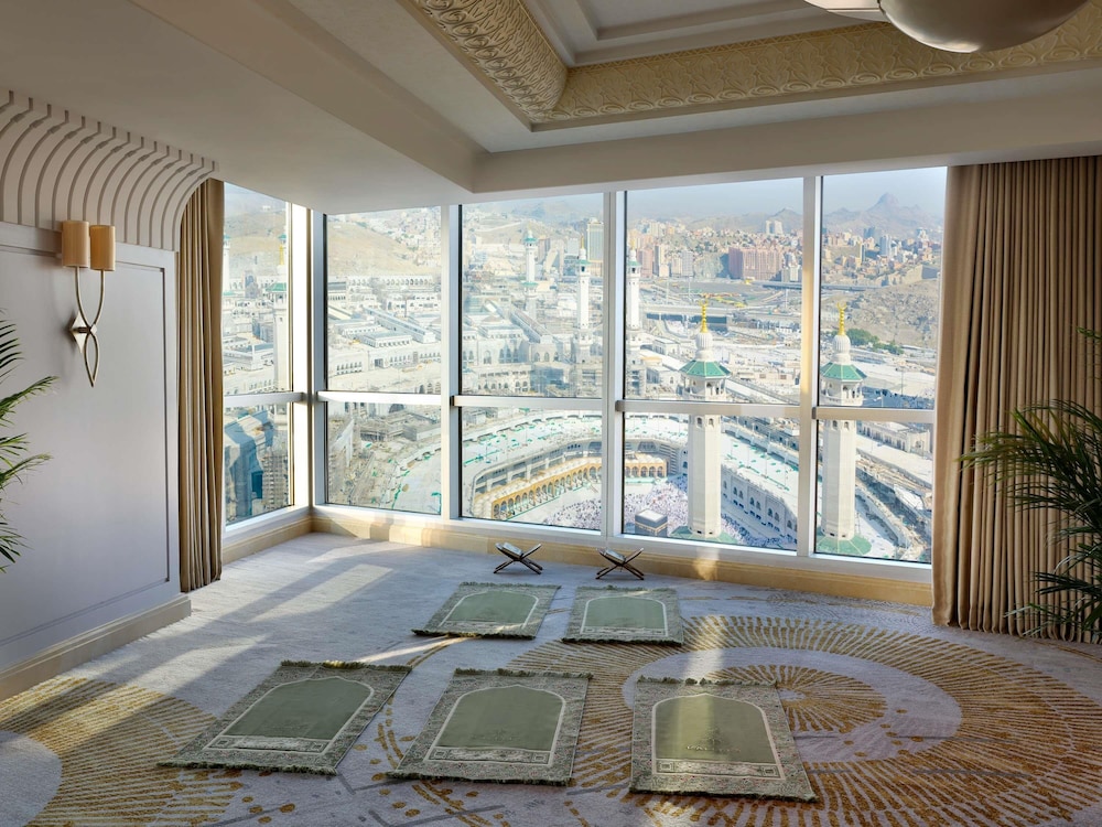 فندق قصر مكة رافلز(Raffles Makkah Palace) 38/73