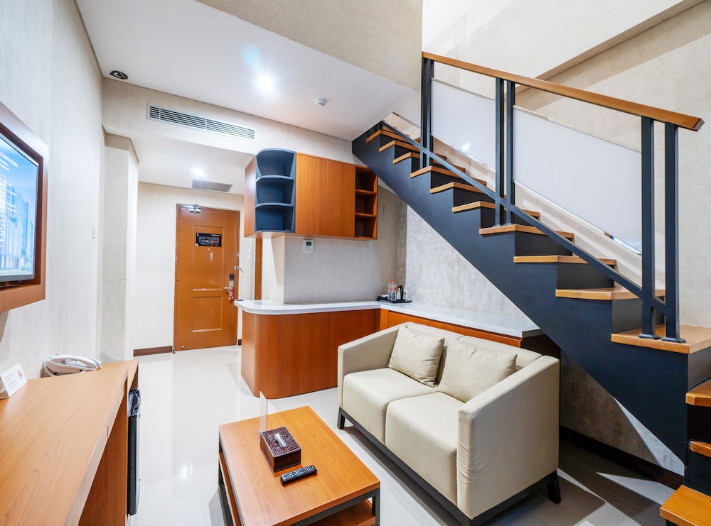 Braling Grand Hotel by Azana 38/58