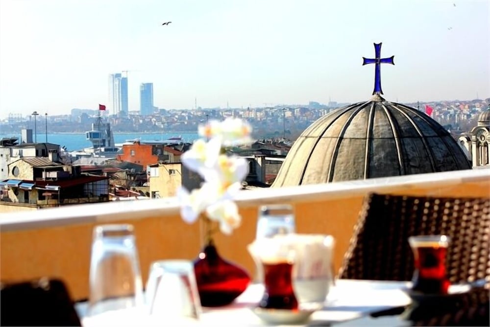 Sayeban Hotel Istanbul 33/64