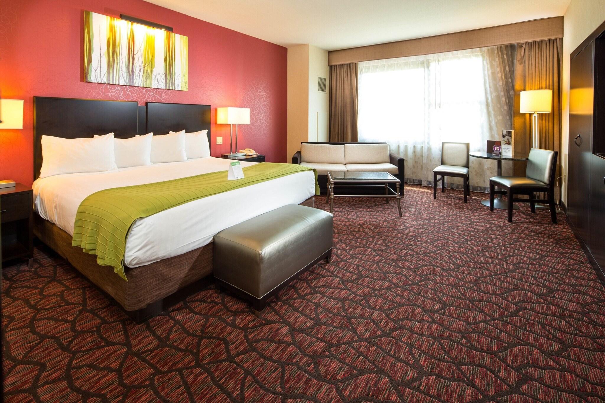 Soca, Premium, King Bed