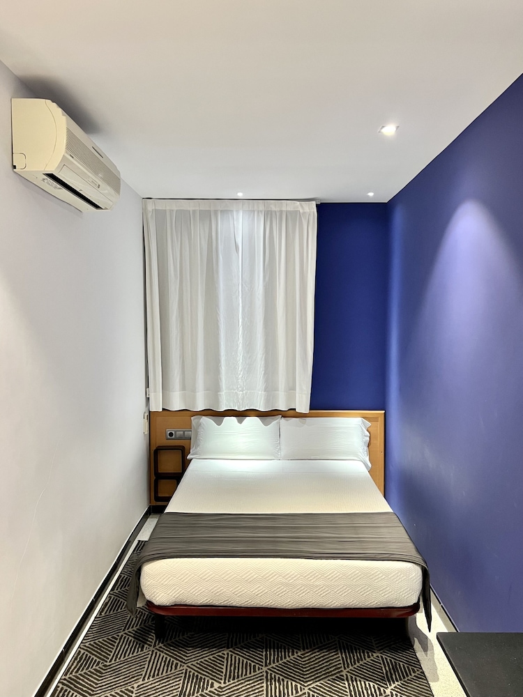 Hostal Apolo 23/46