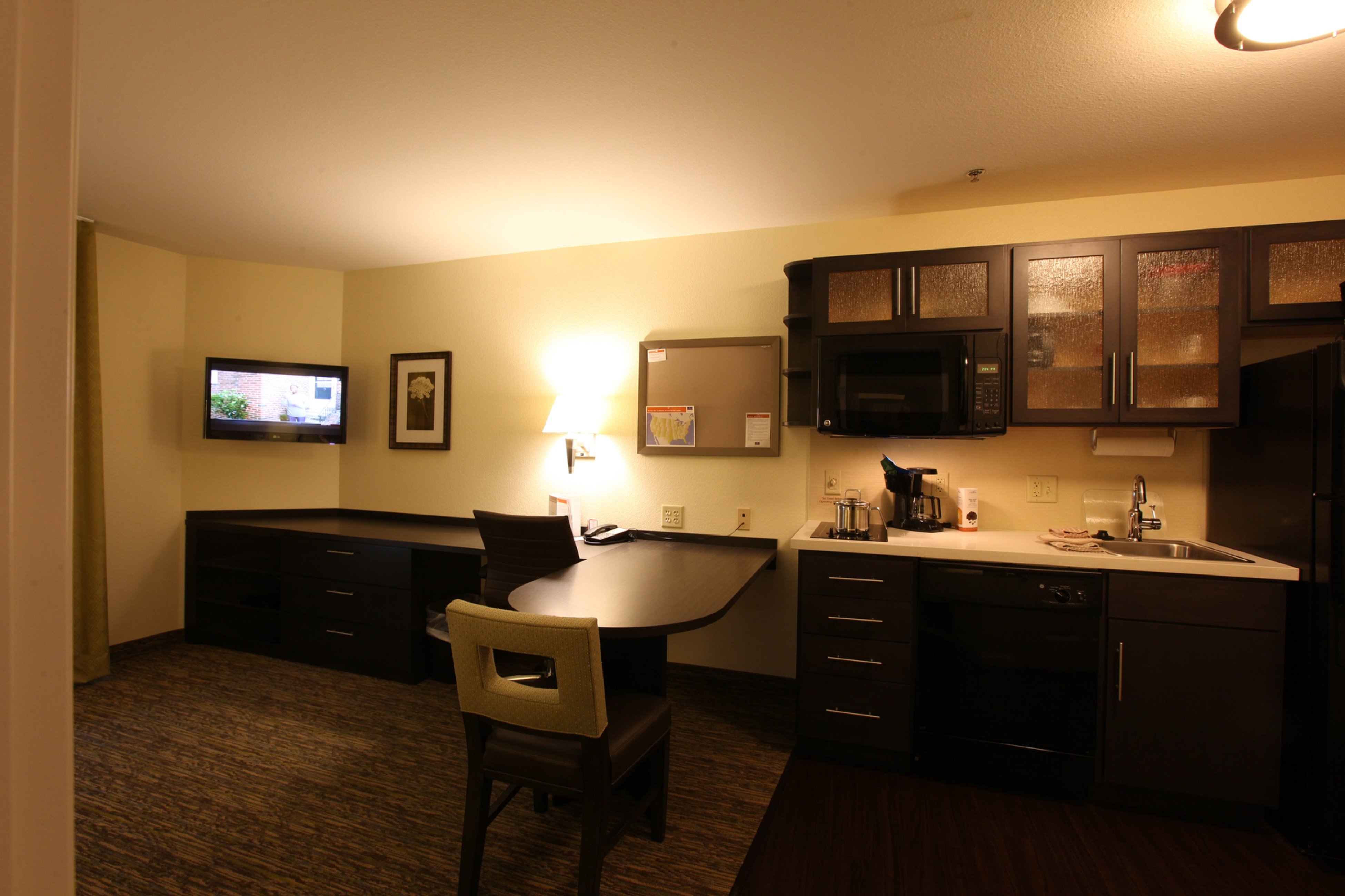 Candlewood Suites St. Joseph 34/54
