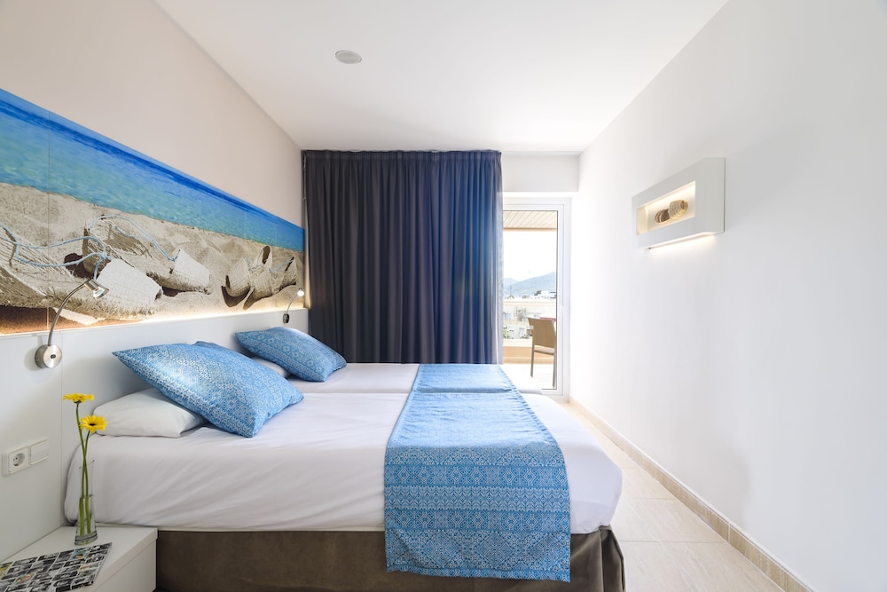 Tropic Garden Hotel & Apartments 31/73
