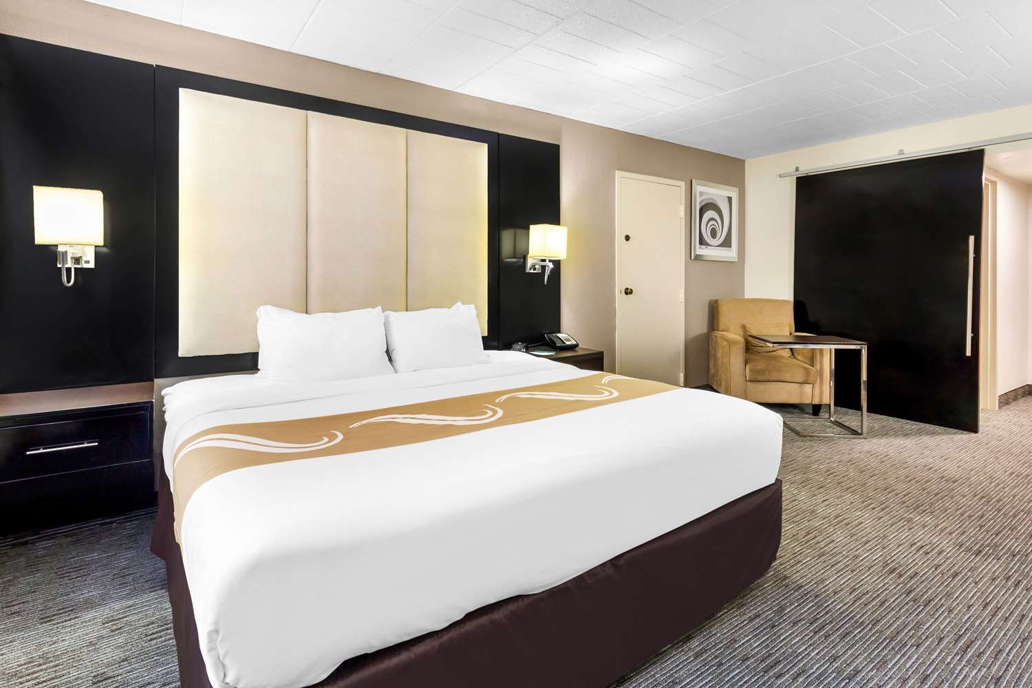 Room, King Bed