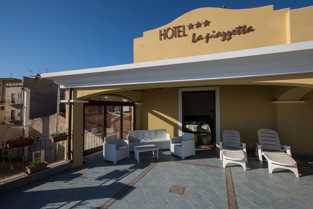 Hotel La Piazzetta 26/50