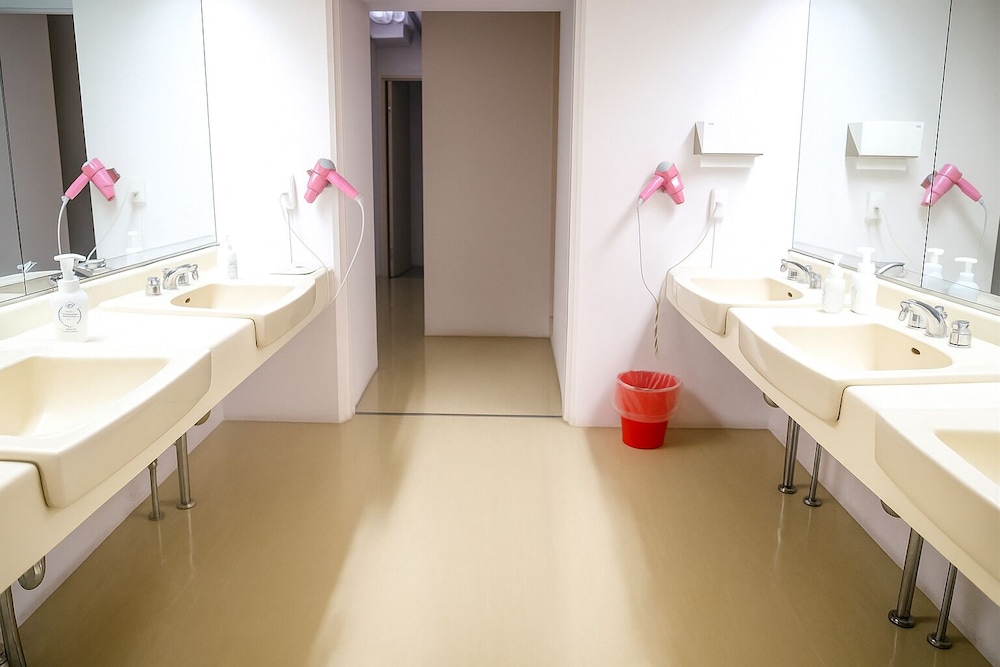 Japanese, Single, Futon Bed, Single Bed, Shared Bathroom، Sakura Hotel Nippori 7/7
