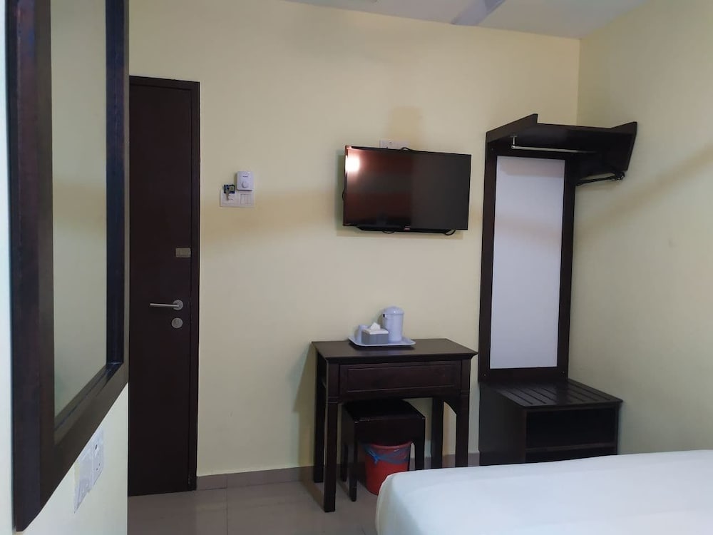 SUN INNS MERU RAYA 28/30