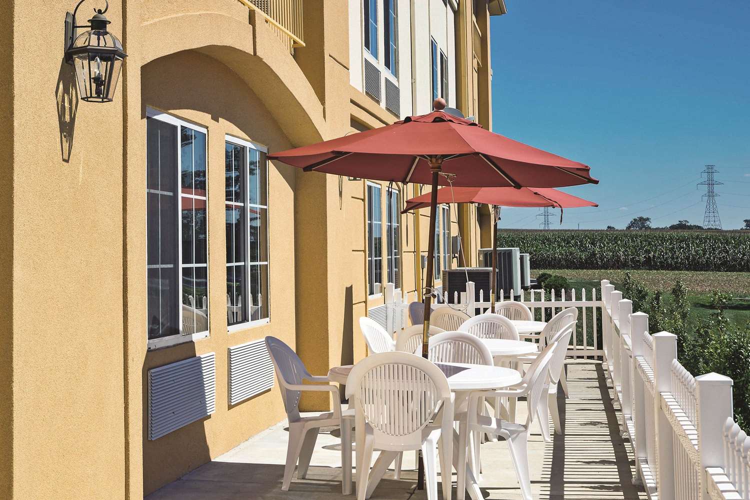 La Quinta Inn & Suites by Wyndham Lancaster 13/15
