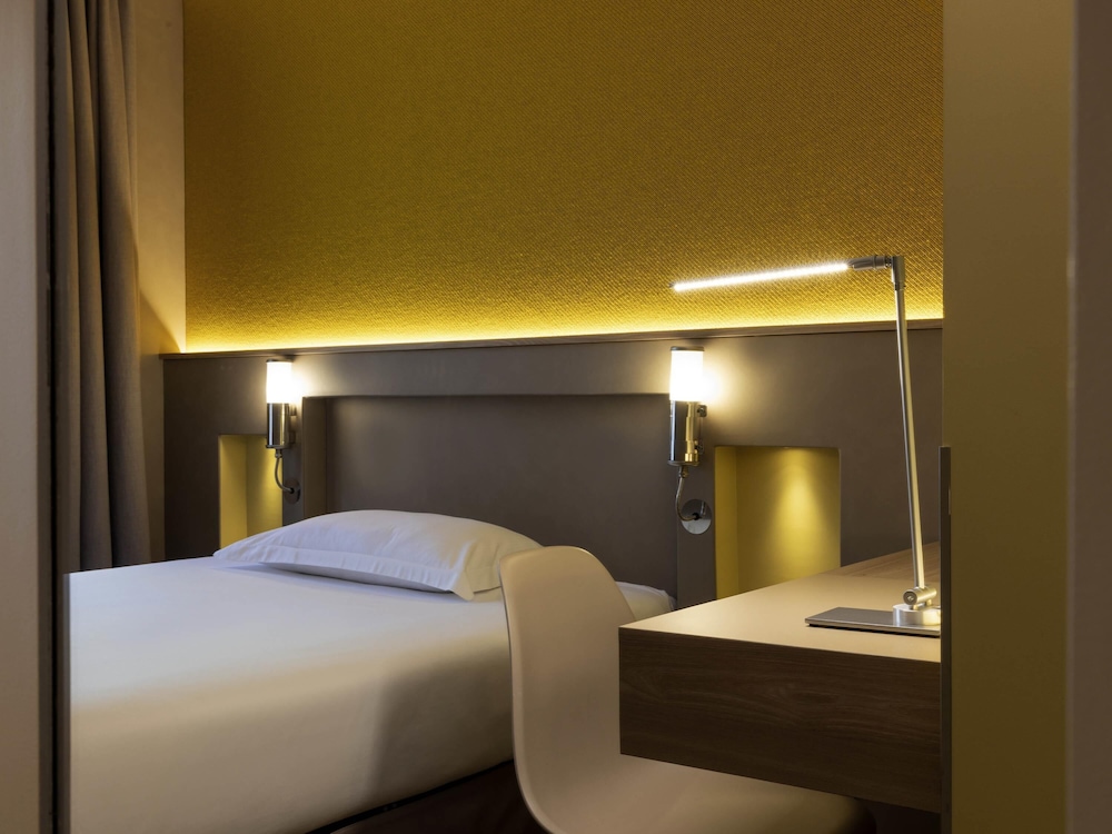 STANDARD, SINGLE BED