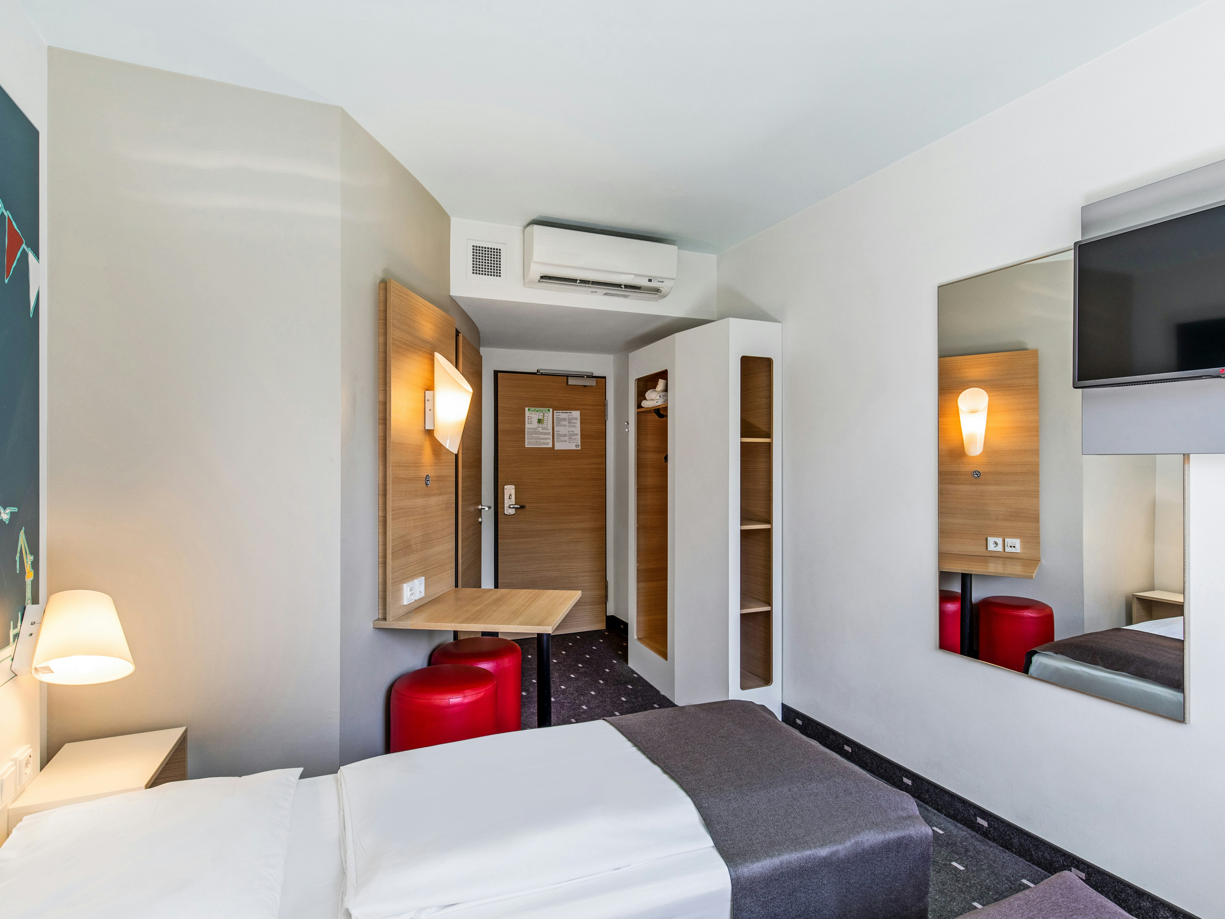 B&B Hotel Hamburg-Nord 5/31