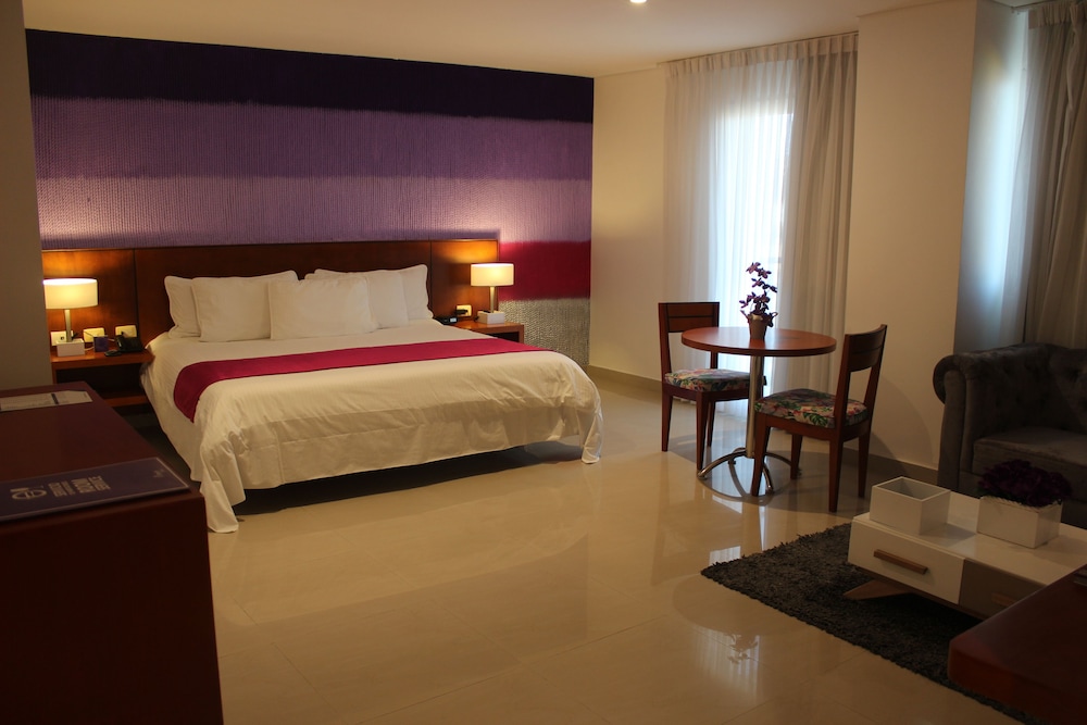 Hotel Atrium Plaza 33/65