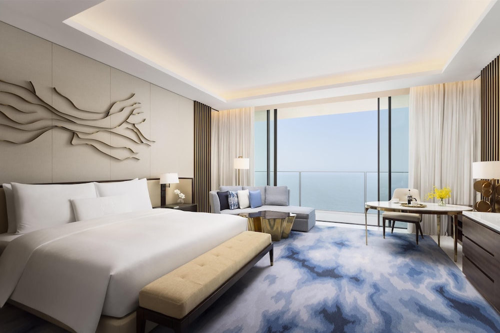 SKY, FAMILY SUITE, TERRACE