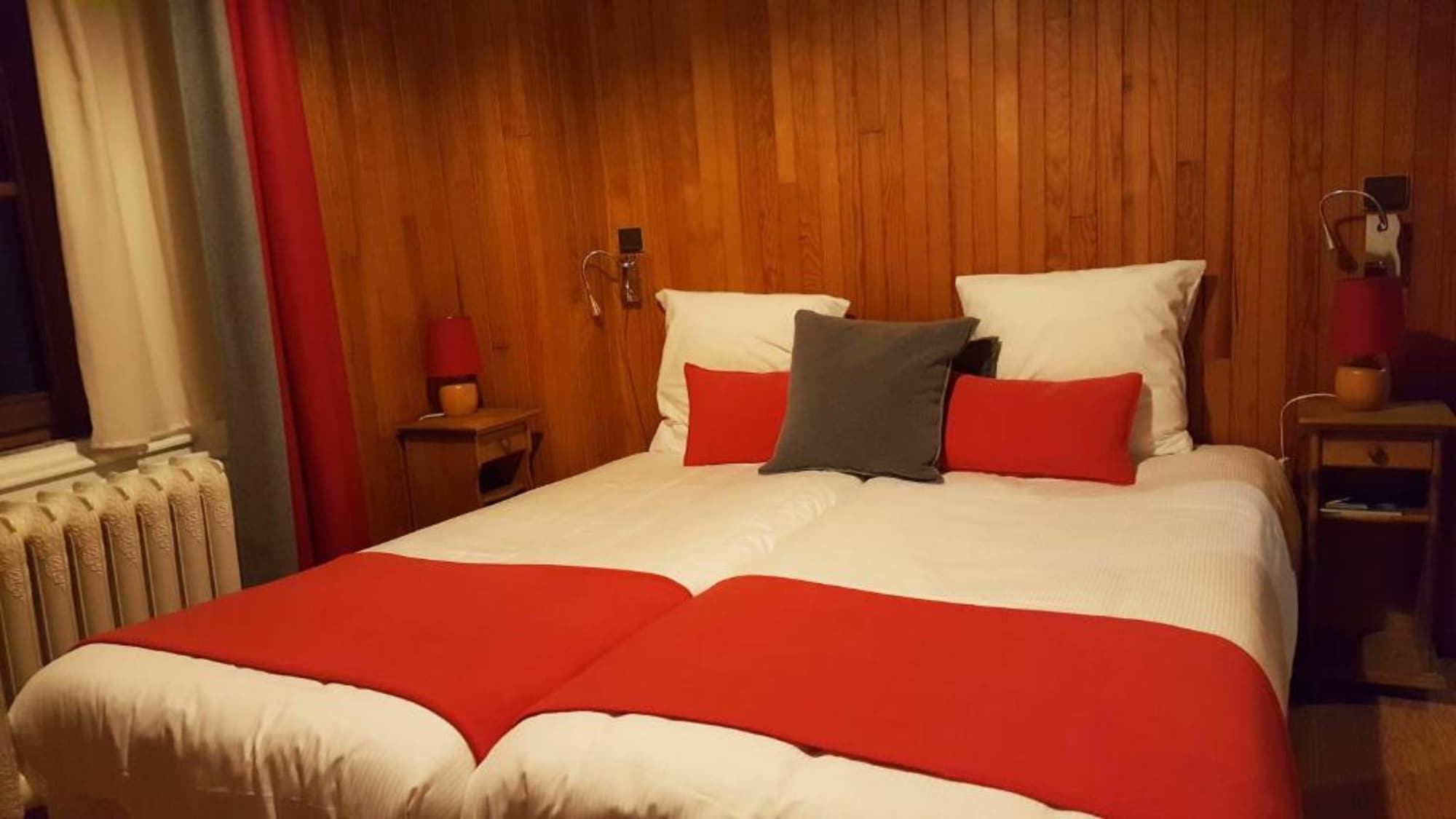 STANDARD, TWIN BEDS