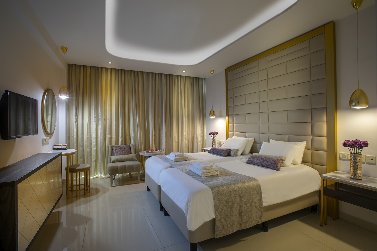 TWIN ROOM INLAND VIEW