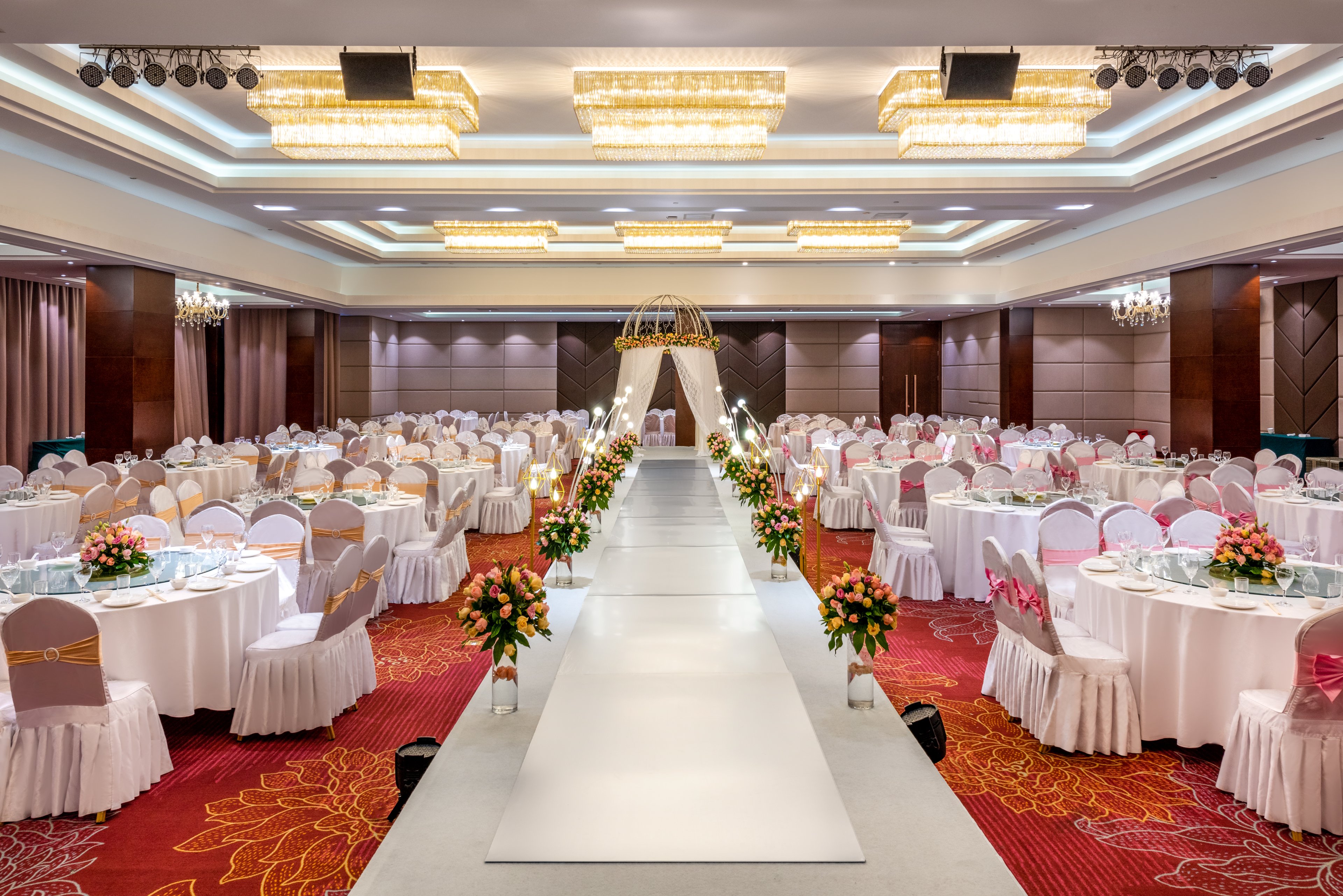 HOLIDAY INN BEIJING AIRPORT ZONE 36/50