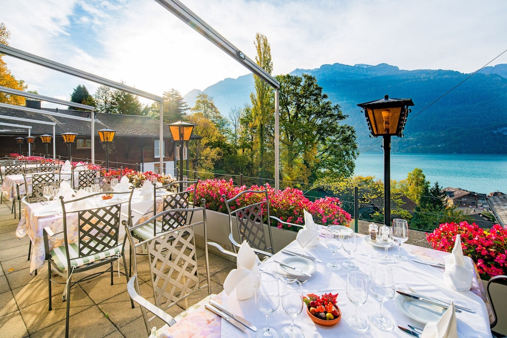 LINDENHOF BRIENZ 26/50