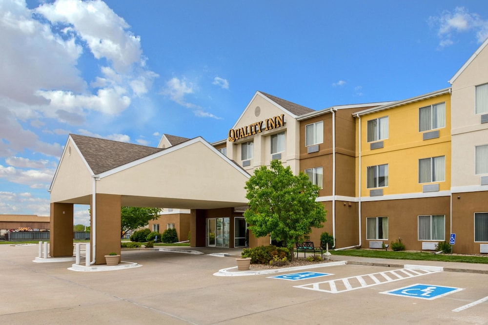 Quality Inn Kearney NE 1/23