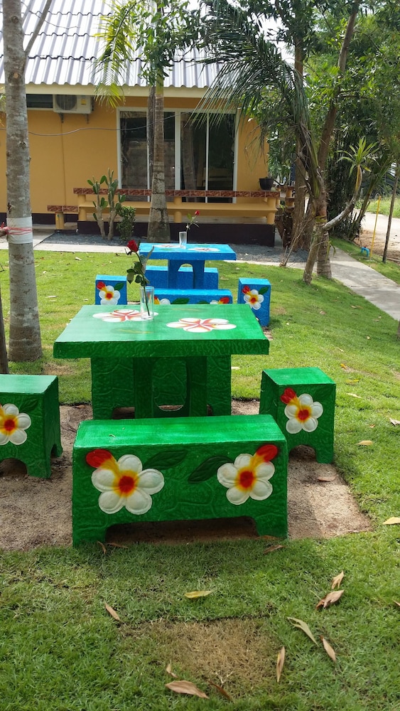 Khaolak Summer House Resort 2 59/67