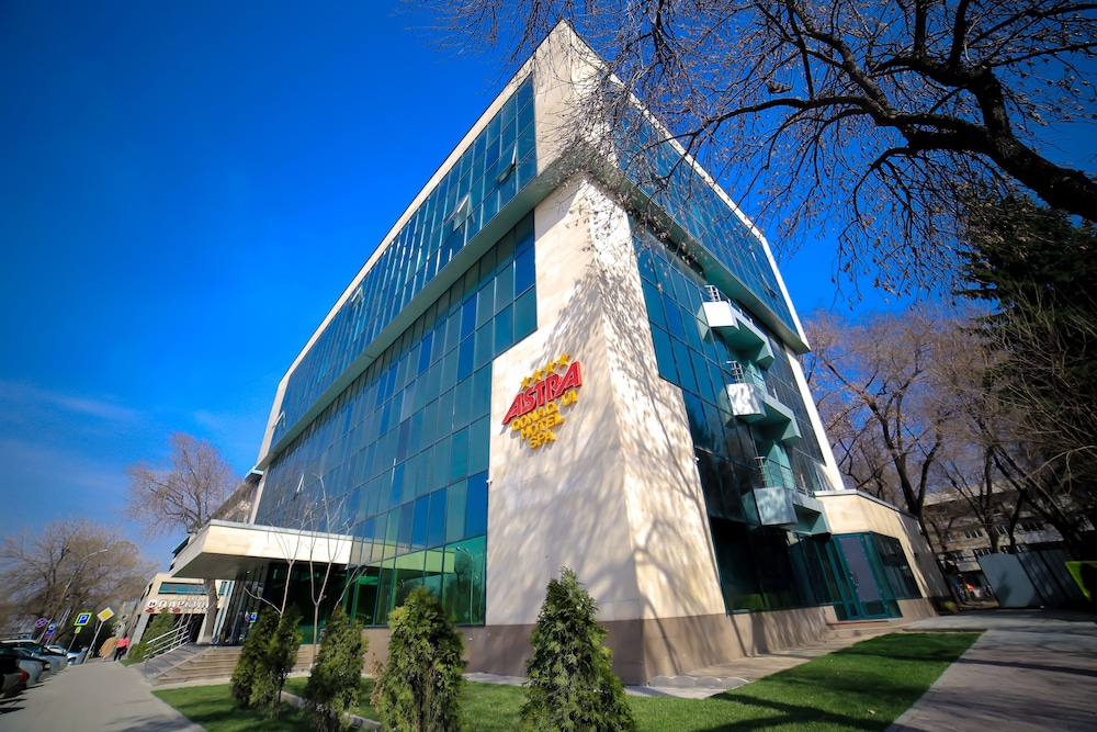 Astra Hotel
