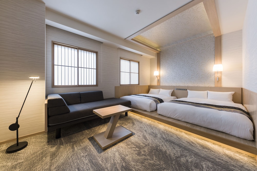 Type 2, Family, Quadruple, 2 Double Beds