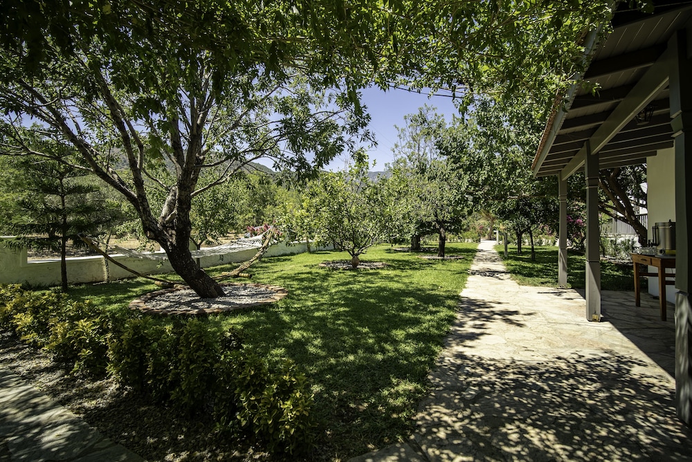 Yarimada Butik Otel 34/48